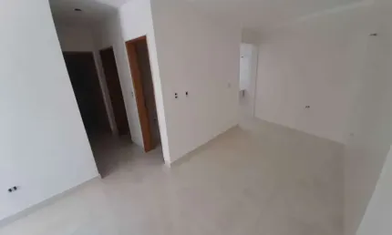 Apartamento de 38 metros + 9 metros de quintal, com 2 dormitórios à venda.