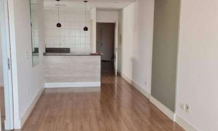 Apartamento para Venda e Locação com 2 dormitórios e 2 vagas de garagem - Chora Menino