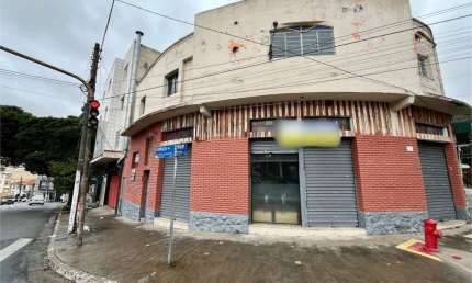 Salão comercial para alugar, na região do Jardim São Paulo próximo ao metro.