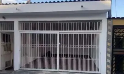 Casa na vila nivi, com salão e vaga para 2 carros,  venda
