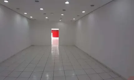 Salão Comercial para locação na Rua Voluntários da Pátria no melhor ponto de comercio