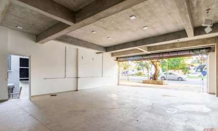 Imóvel comercial para alugar, excelente localização, 08 Vaga(s)Área útil: 180,00mt.