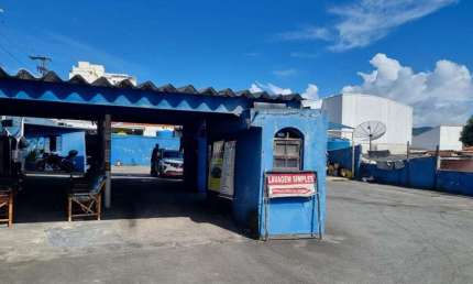 Ponto comercial para alugar, ótima localização, amplo espaço para estacionamento  ou lava rápido.