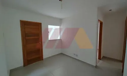 Apartamento para venda de 2 dormitórios, sala ,cozinha, banheiro e lavanderia com armários.