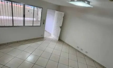 Sobrado para locação ou venda no Limão com 3 dormitórios e 2 vagas de garagem cobertas