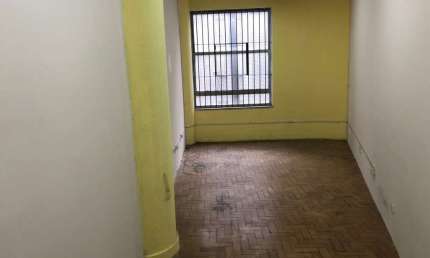 Sala comercial com 1 sala para alugar na Rua Brigadeiro Tobias, --, Luz, São Paulo por R$ 1.300