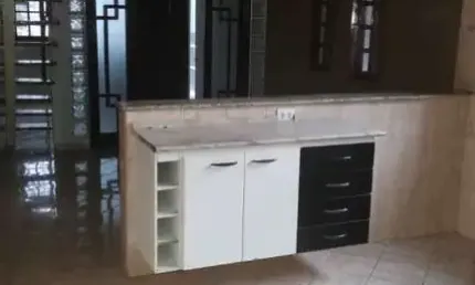 Casa com 4 quartos à venda na Meridiano, --, Vila Nova Bonsucesso, Guarulhos por R$ 700.000