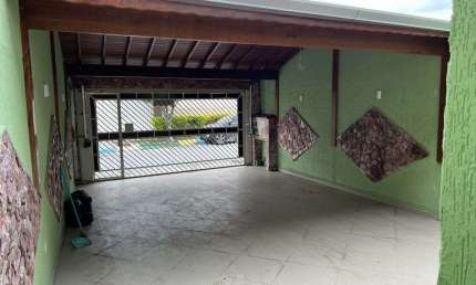 Casa com 3 quartos à venda na Rua Lagoa Dourada, --, Jardim Cocaia, Guarulhos por R$ 1.017.600