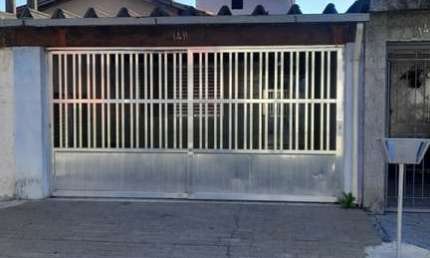 Casa com 3 quartos à venda na Rua Serra de Aguirre, --, Jardim Ikes, Itaquaquecetuba por R$ 400.000