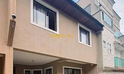 Excelente sobrado no jardim das américas. iluminação natural e 165,72m² de área total, distribuídos de forma prática e funcional com 3 quartos.