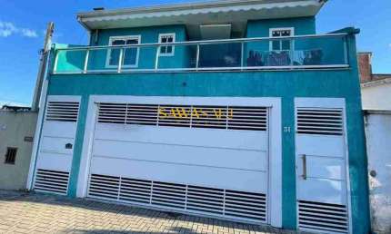 Casa com 4 quartos à venda na Rua Julieta Abrão Sado, 31, Uberaba, Curitiba
