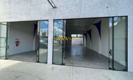 Salão comercial para alugar no bairro Centro - São José dos Pinhais/PR