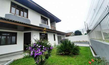 Casa com 3 quartos à venda na Rua Cocos, 48, Uberaba, Curitiba