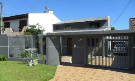Casa com 3 quartos à venda na Rua Hermógenes de Oliveira, 428, Guabirotuba, Curitiba