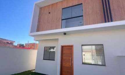 Casa Geminada à Venda nos Ingleses, Floripa: 4 Quartos, 118m²