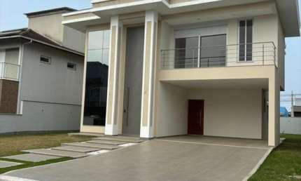 Casa à Venda em São João do Rio Vermelho - 200m², 3 Suítes