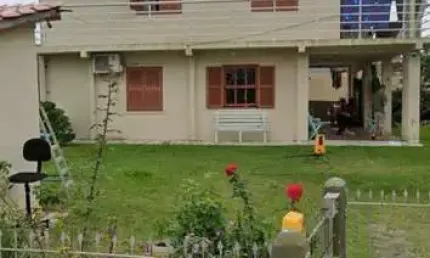 Casa 2 Dormitórios à Venda em Santinho, Florianópolis - R$690k