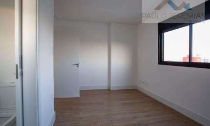 Studio à venda em Kobrasol, São José: 37m², 1 dormitório, suíte, por R$565.000. Oportunidade única!
