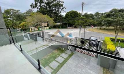 Casa à venda em Ingleses do Rio Vermelho, Florianópolis: 3 suítes, 175m², R$1.250.000. Oportunidade única!