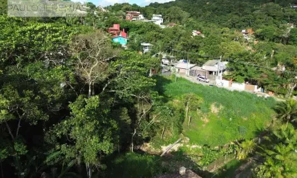 Terreno à Venda em Sambaqui, Florianópolis - R$ 1.500.000