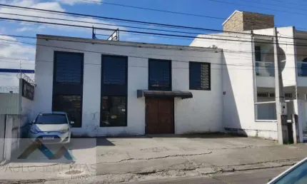 Galpão à Venda em Campinas - 4 Banheiros por R$1.600.000
