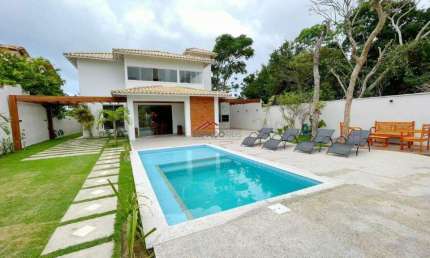 Linda casa em Condomínio com Piscina e Área Gourmet em Búzios