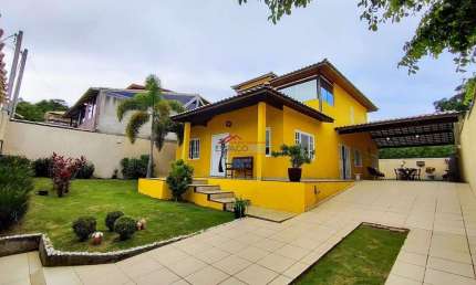 Casa independente com 5 quartos e piscina em São José Búzios