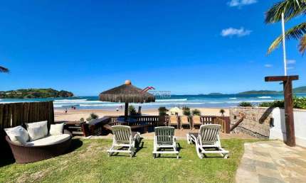 Casa de condomínio a beira-mar 5 suítes Geribá Búzios