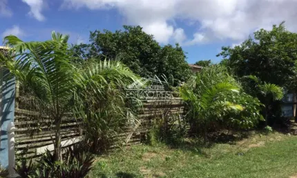 Excelente lote em área de crescimento, em rua sem saída e tranquila.