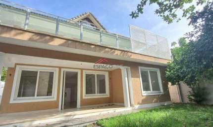 Casa com 4 quartos à venda na Rua das Rosas, Itacoatiara, Niterói