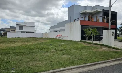 Lote em condomínio à venda, 3 vagas, Peró - Cabo Frio/RJ