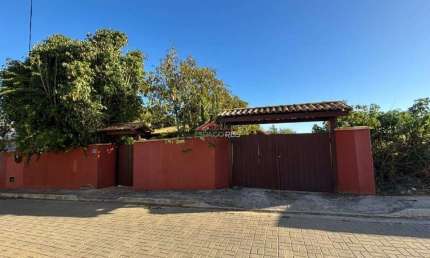 Casa à venda com 3 quartos independente no Arpoador da Rasa em Buzios
