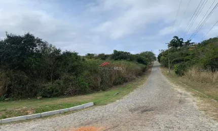 Lote com MIL METROS a 400m da Praia do Forno e 700m da Praia Brava.