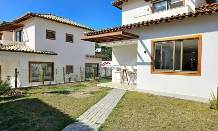Casa para locação anual em condomínio com 4 quartos em Geribá