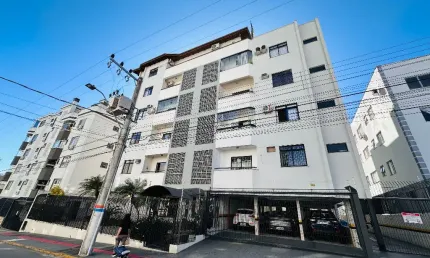 Oportunidade! 2 dormitórios com suíte + elevador + garagem coberta.