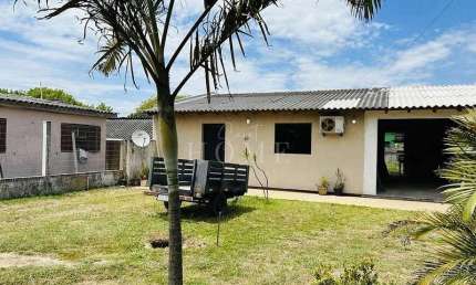 Casa com 2 quartos à venda no Balneário Harmonia, Imbé , 120 m2 por R$ 195.000