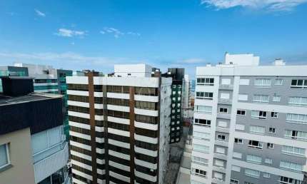 APARTAMENTO COM 3 DORMITÓRIOS, SENDO 1 SUÍTE BEM LOCALIZADO!