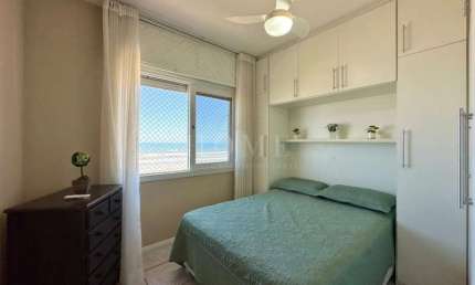 APARTAMENTO COM 2 DORMITÓRIOS,SENDO 1 SUÍTE, MOBILIADO !