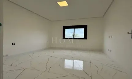 OPORTUNIDADE IMPERDÍVEL: CASA BEM LOCALIZADA À VENDA!