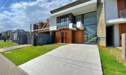 Casa em condomínio fechado com 4 quartos à venda no Remanso, Xangri-Lá 