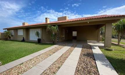 Casa com 4 quartos à venda no Centro, Tramandaí 