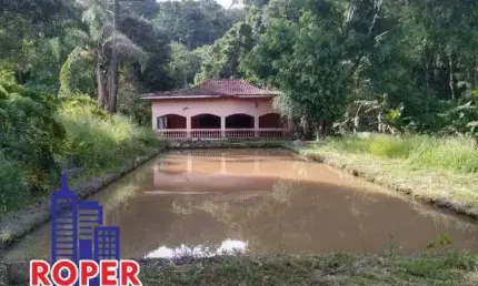 EXCELENTE SITIO COM ESCRITURA DE 25.173 M² /3 CASAS/ GALPÃO/ ÁREA GOURMET À VENDA EM ATIBAIA