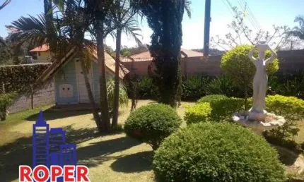 EXCELENTE CHÁCARA DE 1.190 M²/CASA SEDE/PISCINA/ÁREA GOURMET À VENDA NO CONDOMINIO FECHADO MIRANTE DA SERRA EM SÃO ROQUE