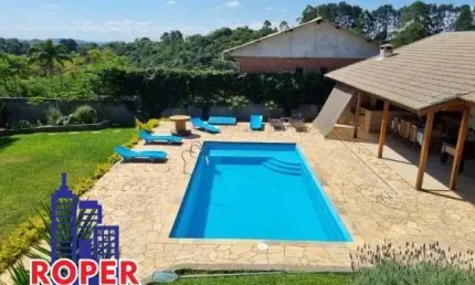 LINDA CHÁCARA DE 1.200 M² COM CASA SEDE, PISCINA E ÁREA GOURMET À VENDA EM MAIRIPORÃ.