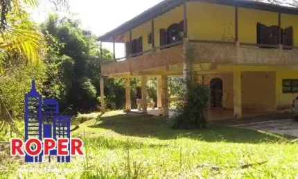 EXCELENTE SITIO COM 49.859 M² COM ESCRITURA/ TOPOGRAFIA PLAINA/NASCENTE E LAGO À VENDA EM MOGI DAS CRUZES.