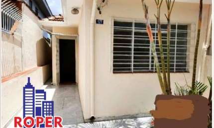 CASA TÉRREA COM 150 M²/1 DORMITÓRIO/1 VAGA  TERRENO 5 X 25M ² À VENDA NA VILA EMA!
