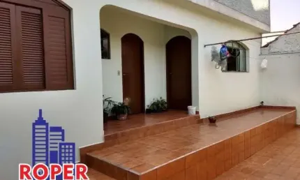 Linda casa de 197 m²/ 3 dormitórios/ 4 vagas que pode ser transfomada em salão comercial à venda  próximo ao metrô vila matilde, são paulo