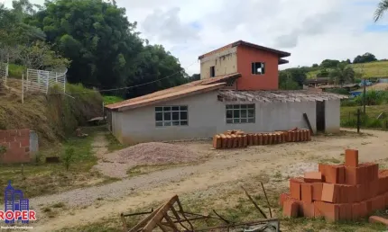 LINDO SITIO DE 28.000 METROS COM DUAS REPRESAS E MATA NATIVA À VENDA EM JUNDIAI.