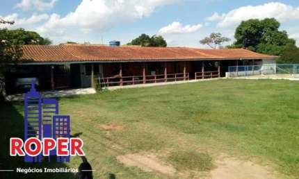 EXCELENTE CHÁCARA DE 5.250 METROS COM LAGO À VENDA EM CAMPINAS.