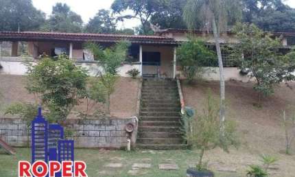 EXCELENTE CHÁCARA COM 2.000 METROS COM PISCINA À VENDA EM SÃO ROQUE.